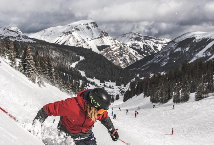 Exploring New Heights: A Beginner’s Journey into the World of Skiing