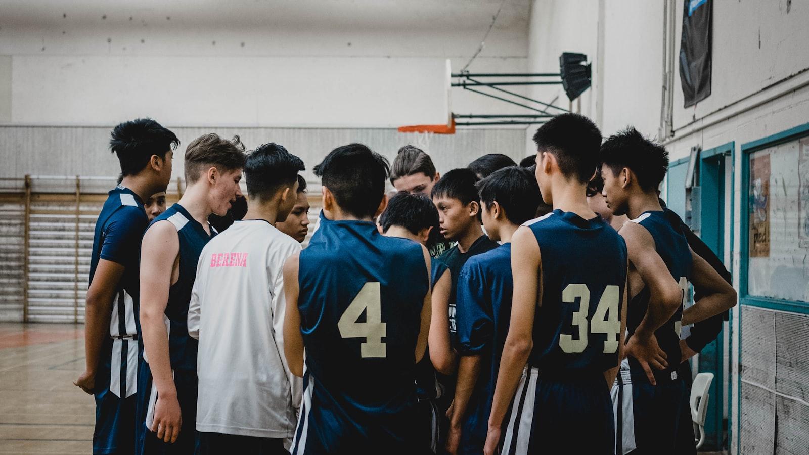 Strategies ​for ​Fostering ⁢Team Spirit and ⁣Individual Growth in ⁤School ‌Sports